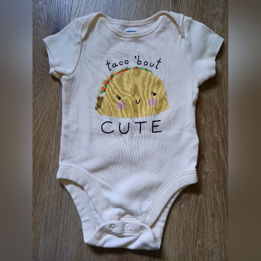 Old Navy Cute Taco Graphic Baby Onesie